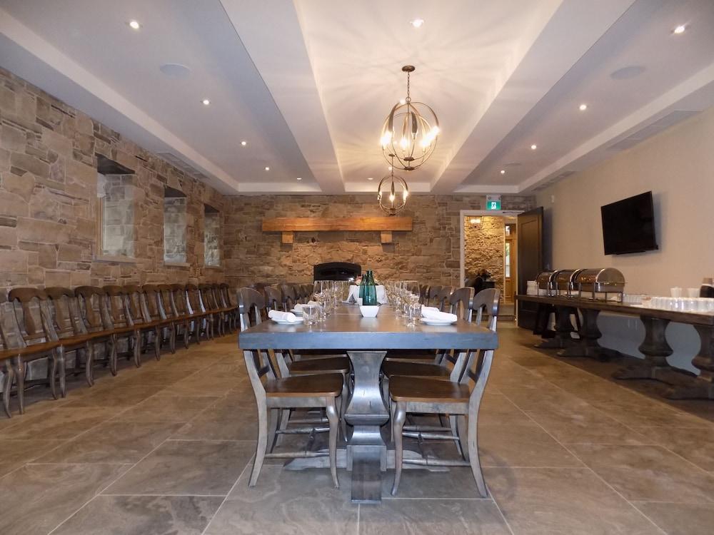 The Barracks Inn