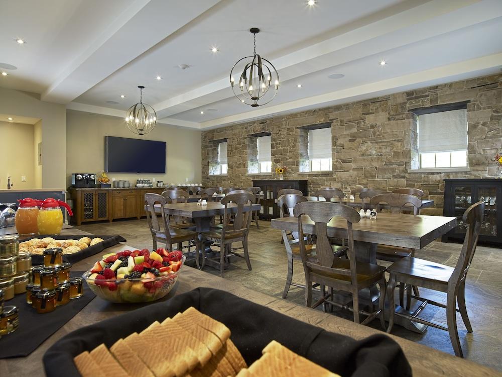 The Barracks Inn