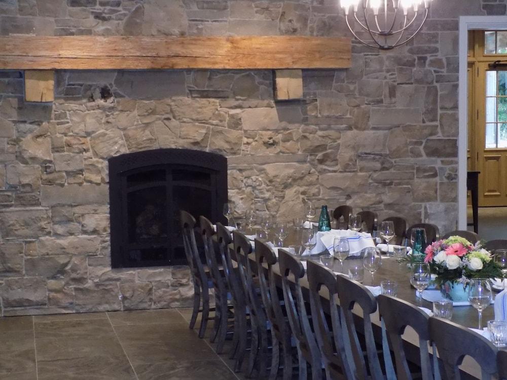 The Barracks Inn