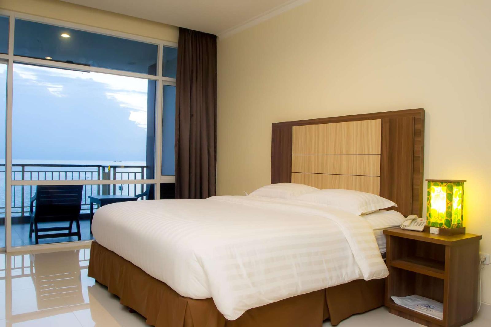 Bahamas Hotel & Resort Belitung