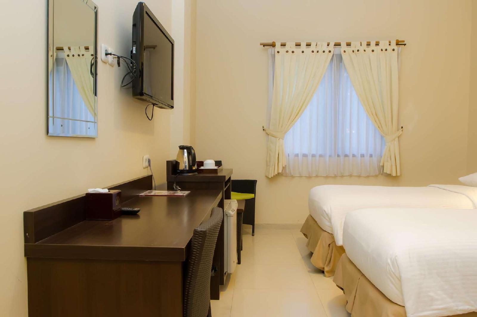 Bahamas Hotel & Resort Belitung