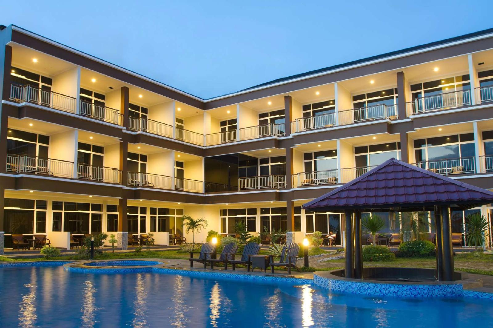 Bahamas Hotel & Resort Belitung