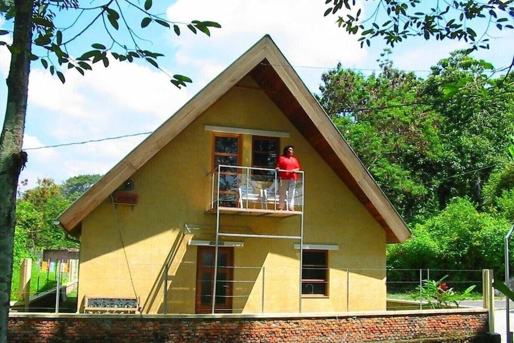 Villa Durian Tuktuk Timbul