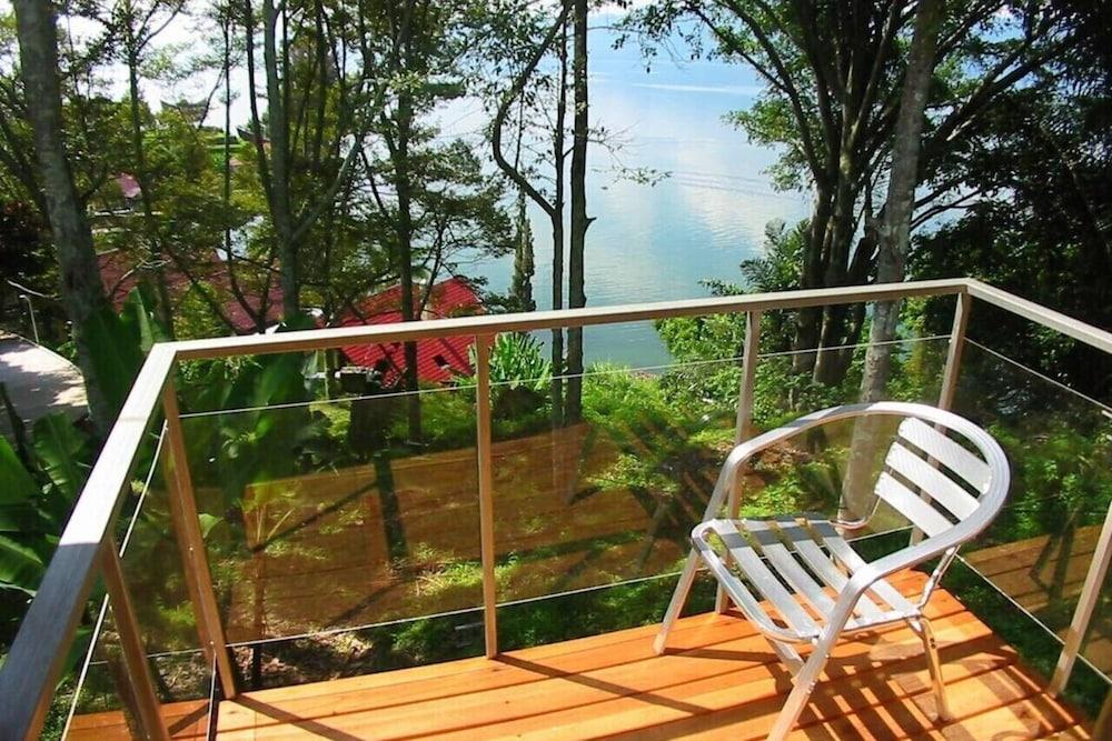 Villa Durian Tuktuk Timbul