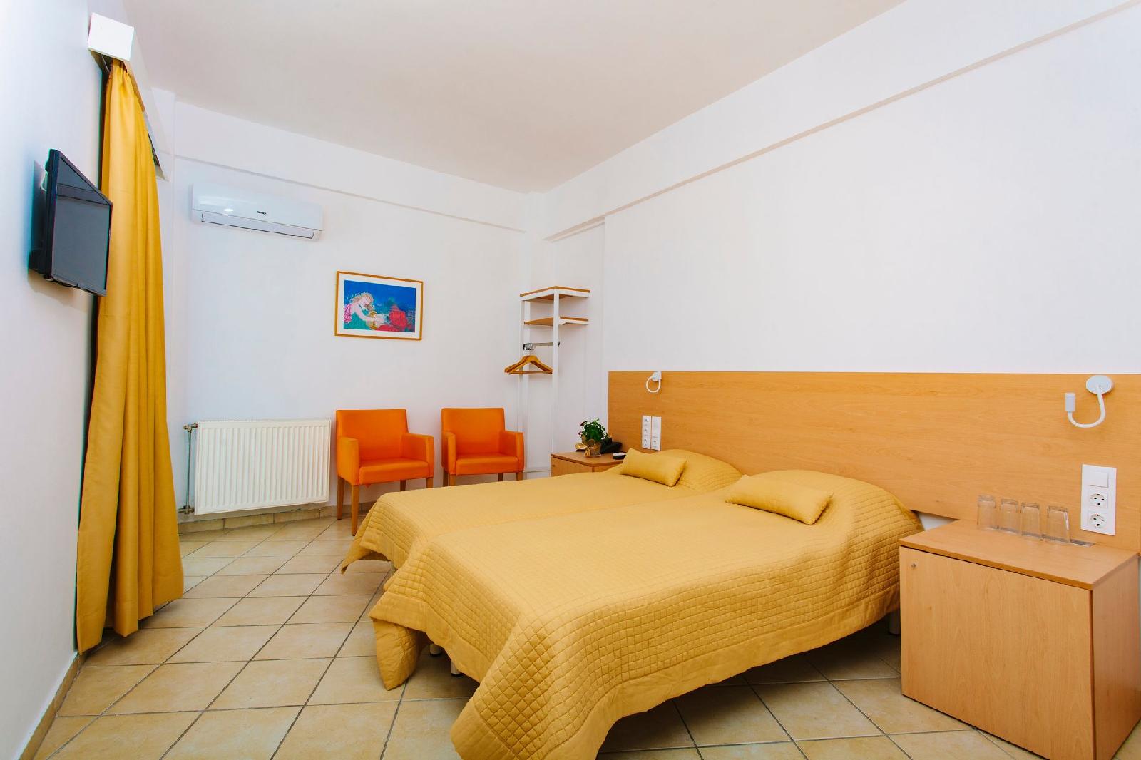 Hotel Sissy Kamena Vourla
