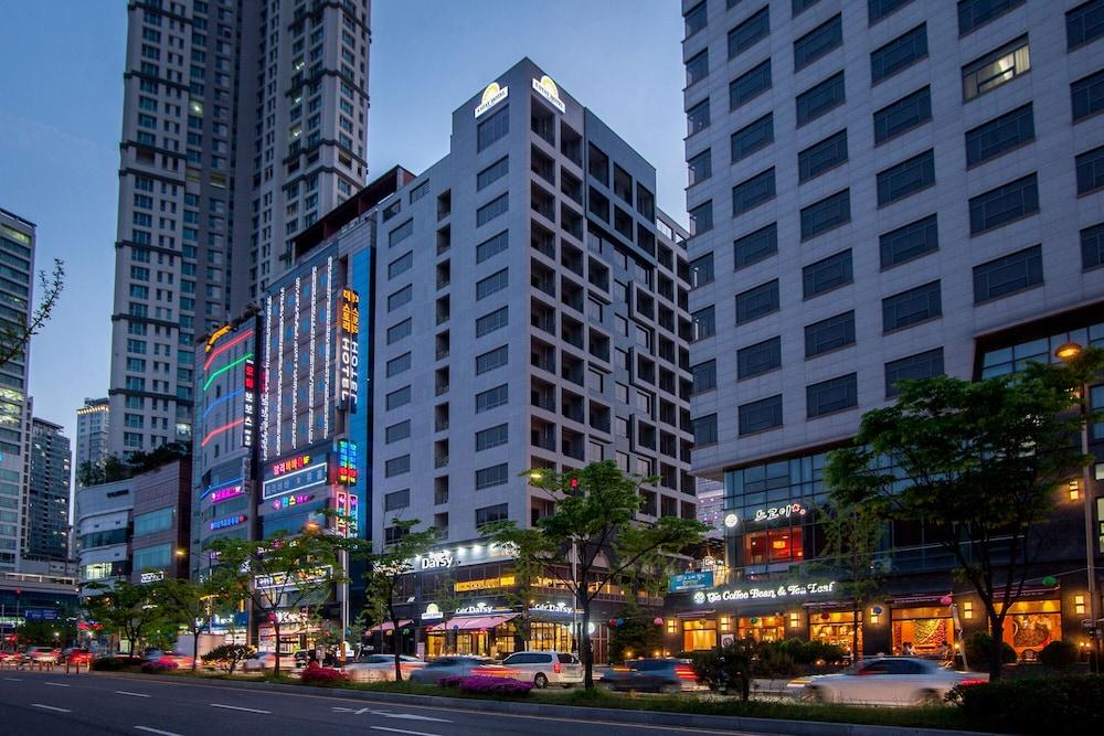 Days Hotel Dongtan