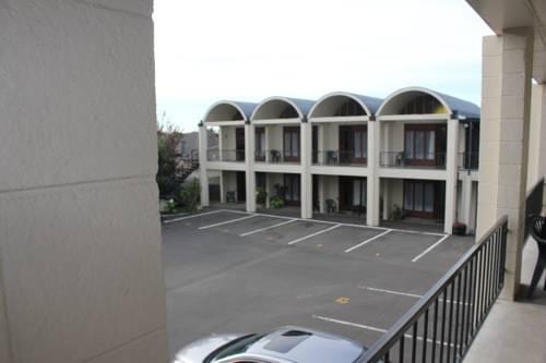 Elmore Lodge Motel