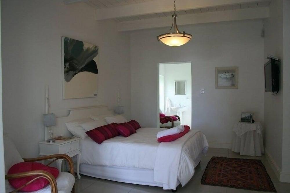 Paternoster Place