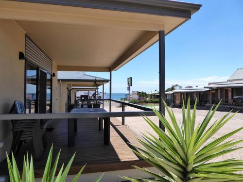 Streaky Bay Motel & Villas