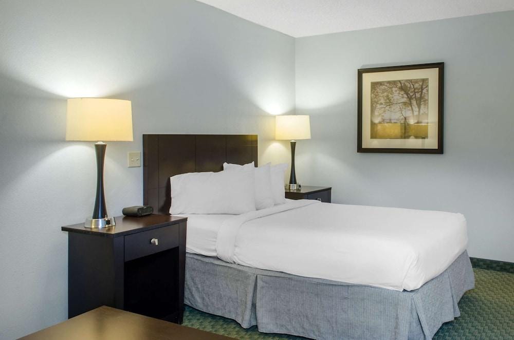 Suburban Extended Stay Hotel Shreveport Airport