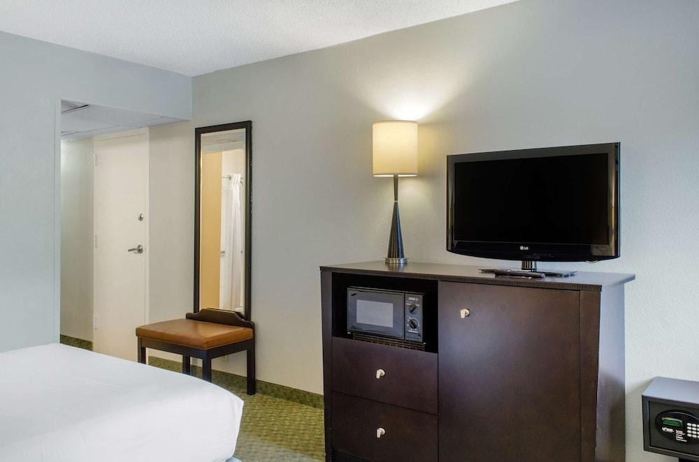Suburban Extended Stay Hotel Shreveport Airport