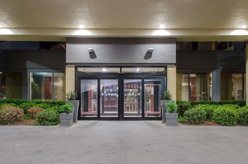 Suburban Extended Stay Hotel Shreveport Airport