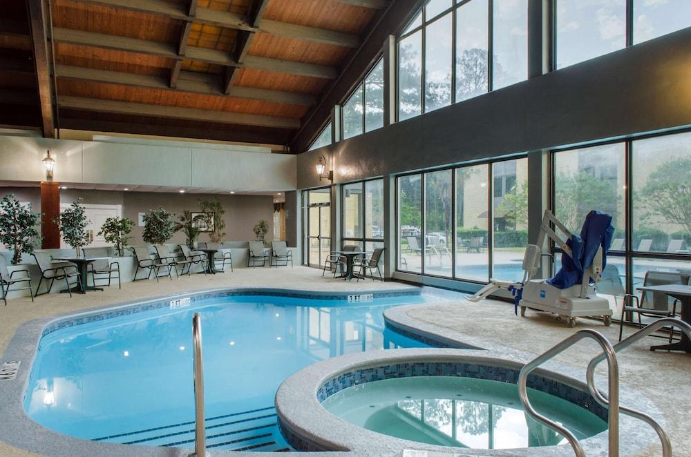 Suburban Extended Stay Hotel Shreveport Airport