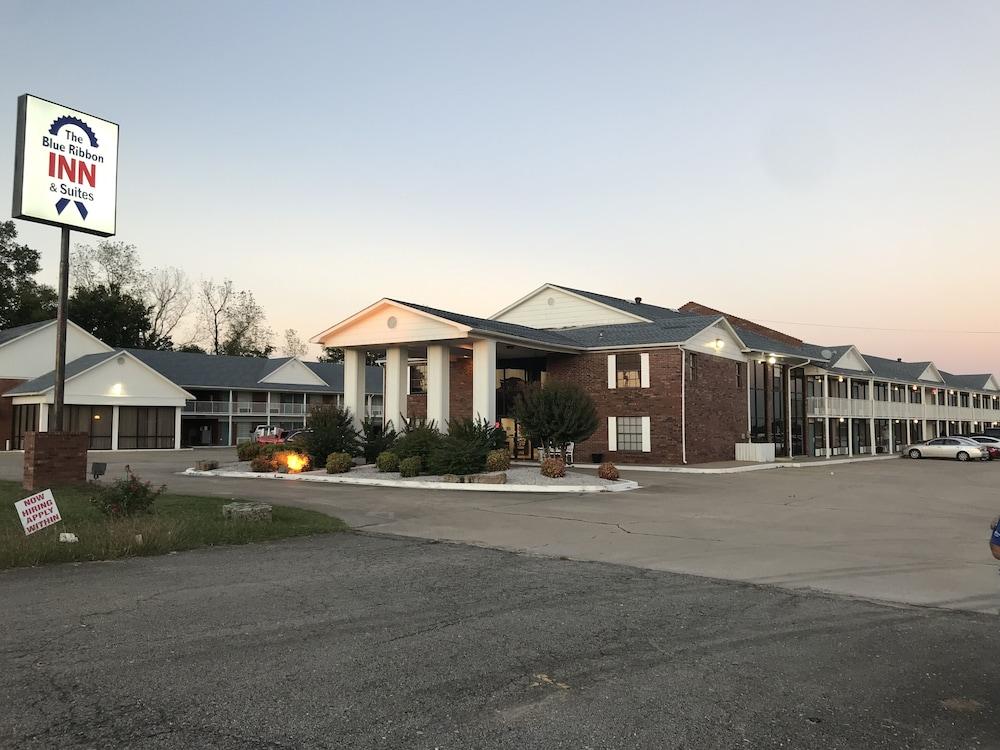Blue Ribbon Inn Magnuson