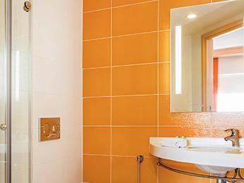 Remis Hotel