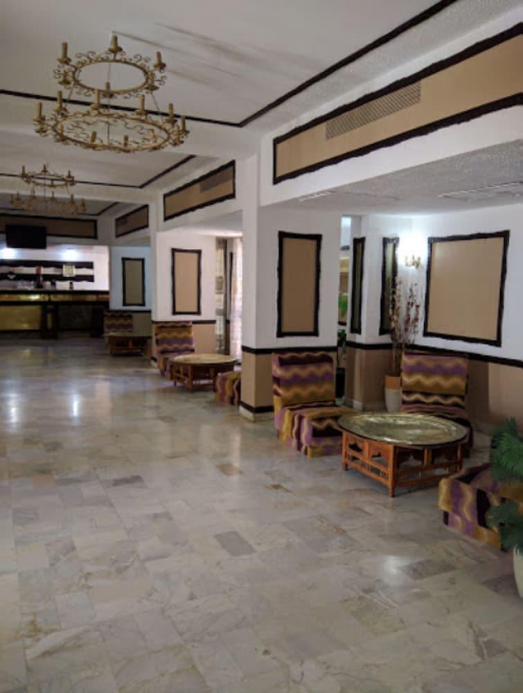 Hotel Antar