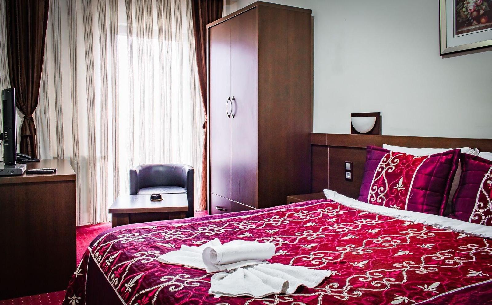 Real Hotel