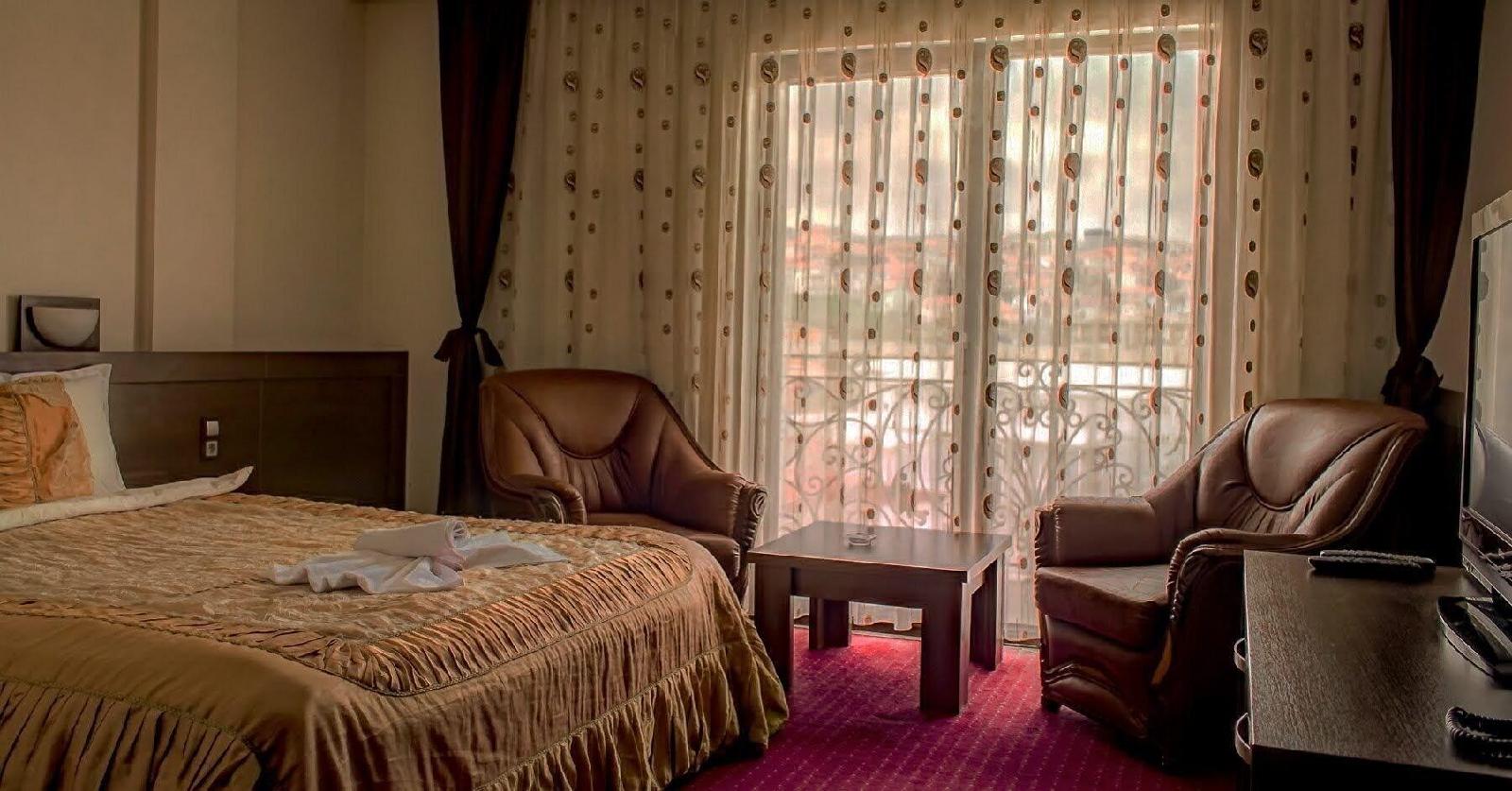 Real Hotel
