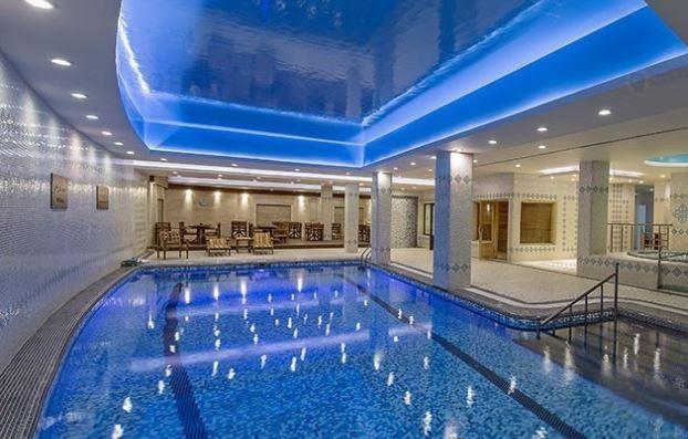Zandiyeh Hotel