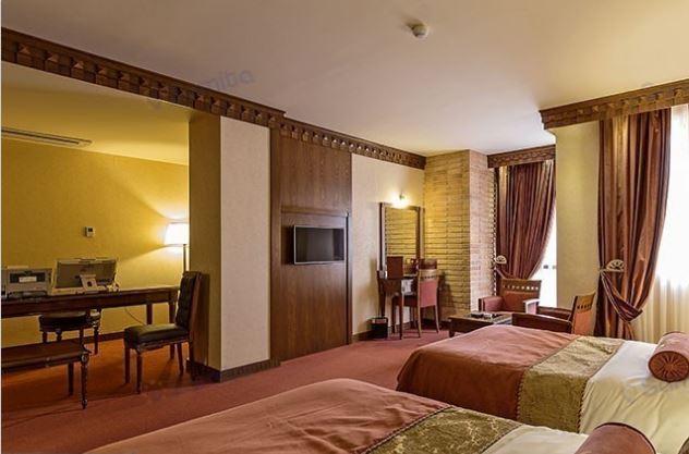 Zandiyeh Hotel
