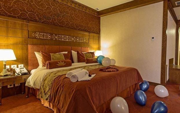 Zandiyeh Hotel