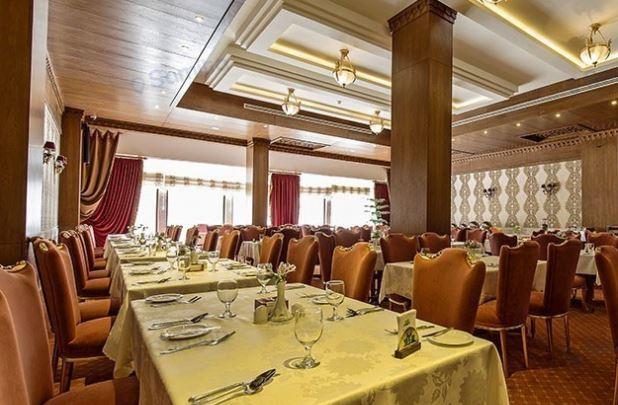Zandiyeh Hotel