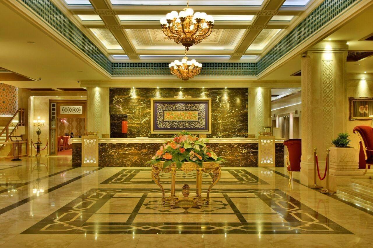 Zandiyeh Hotel