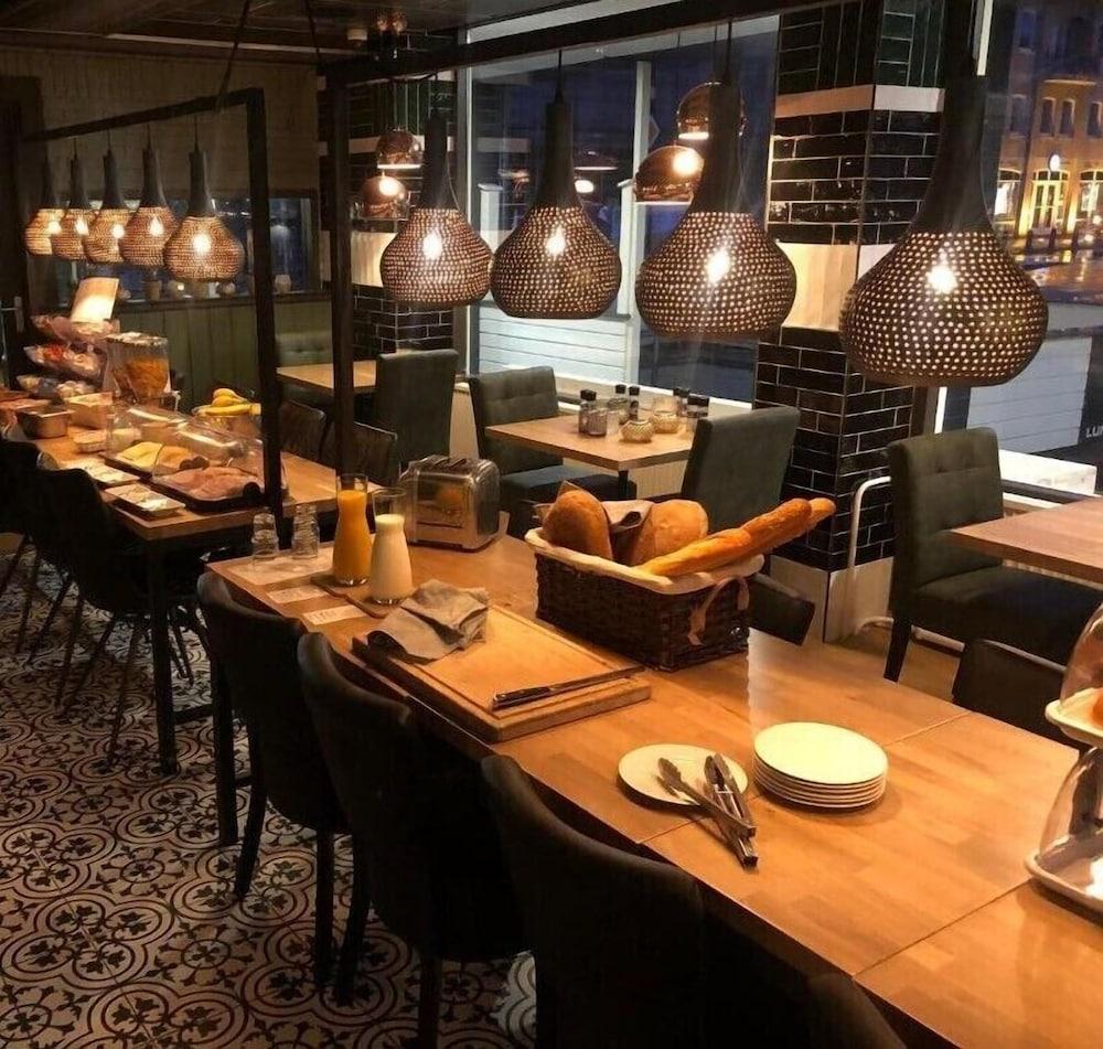 Hotel Restaurant de Jonge Heertjes