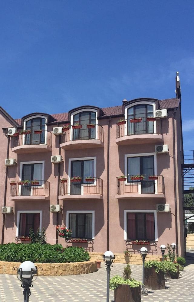 Lord Hotel
