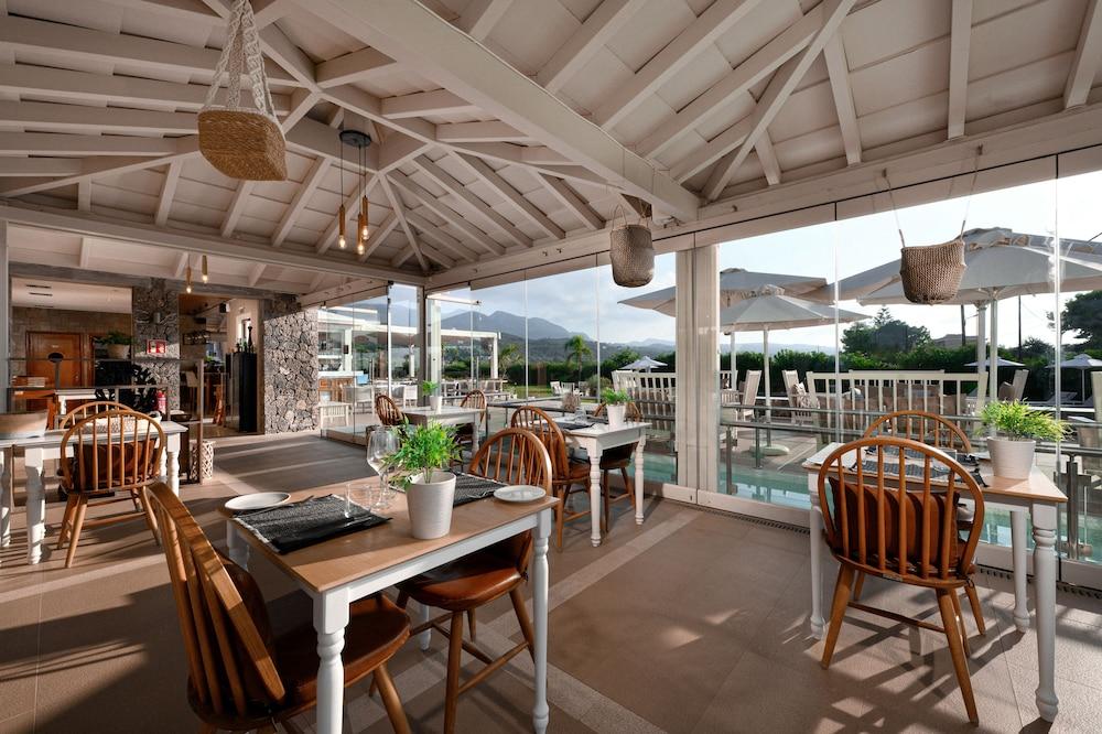 Restia Suites