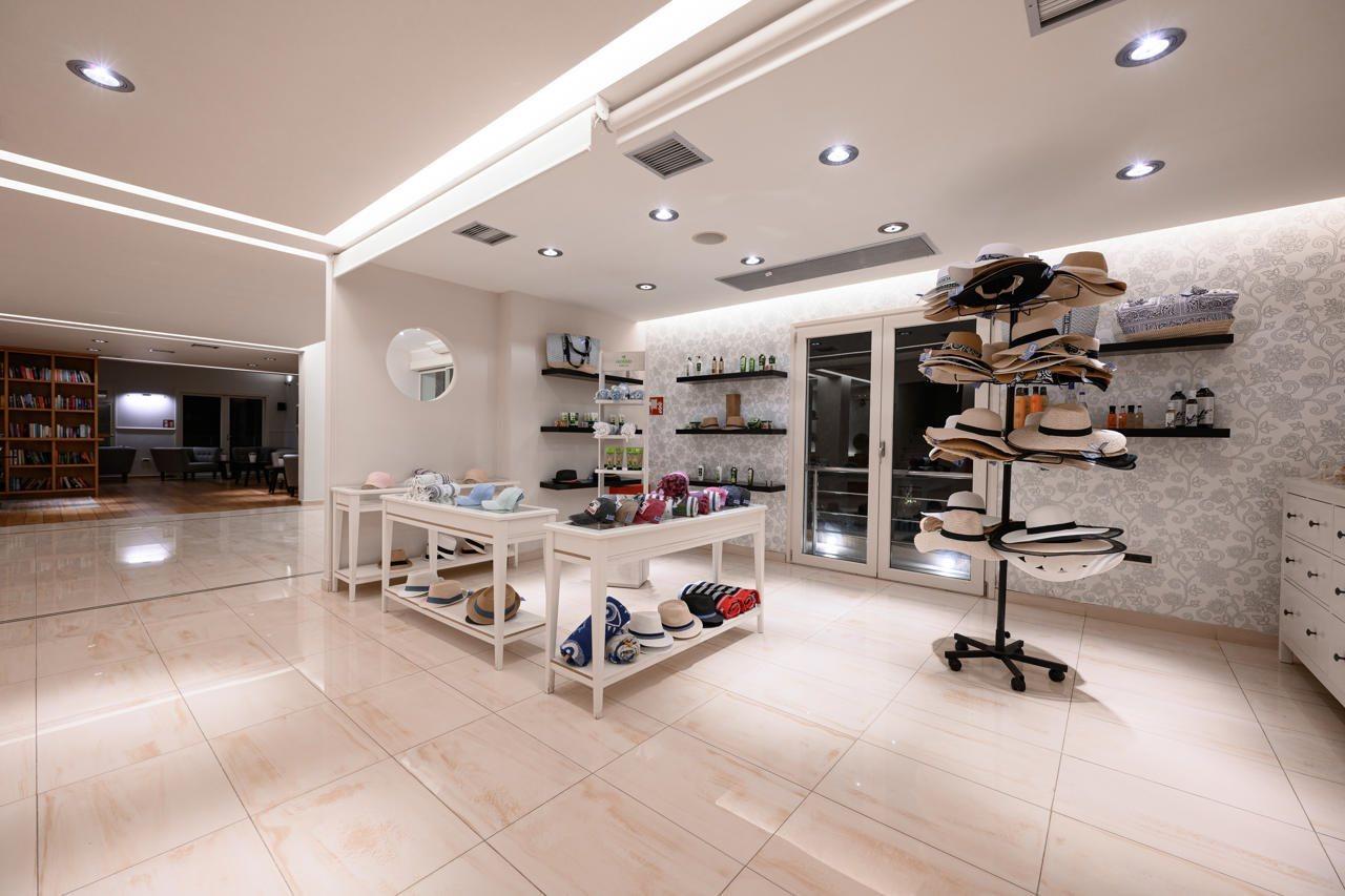 Restia Suites