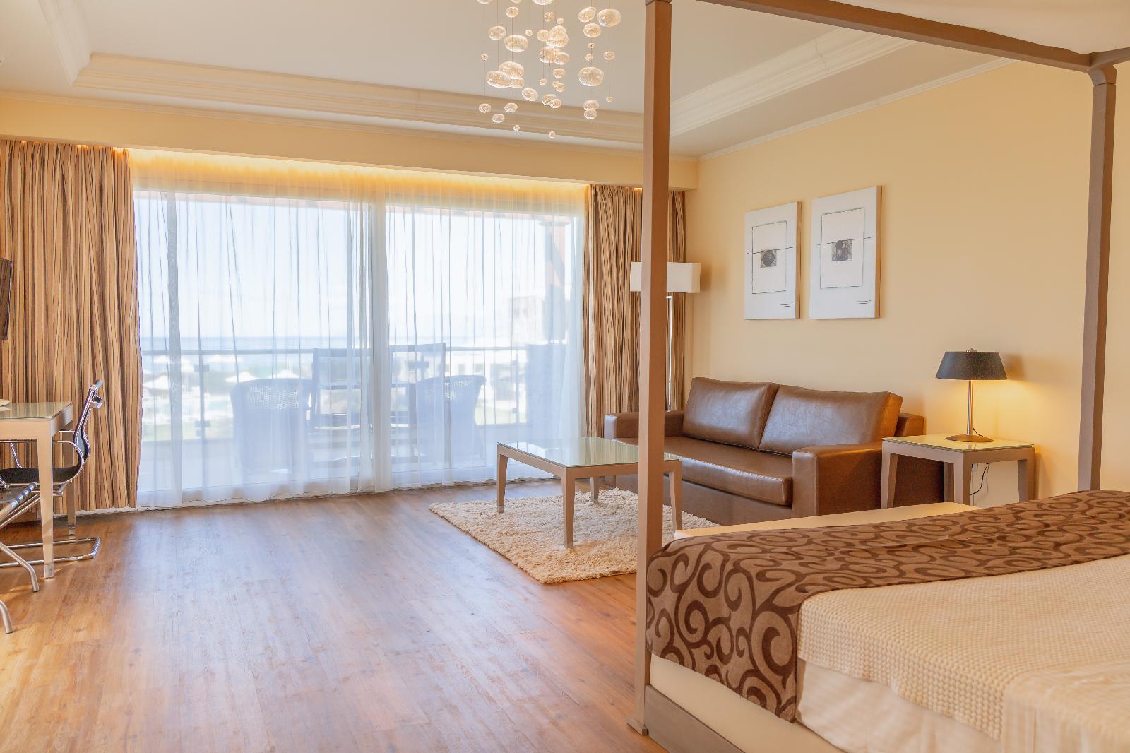 Restia Suites