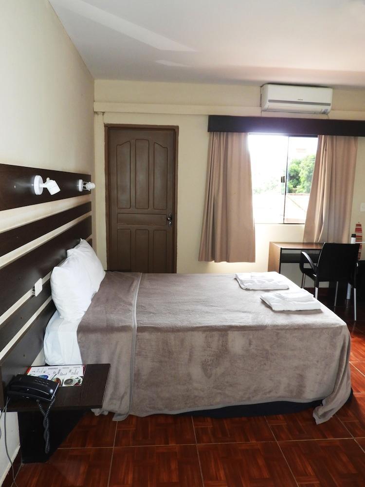 Hotel Puesta del Sol