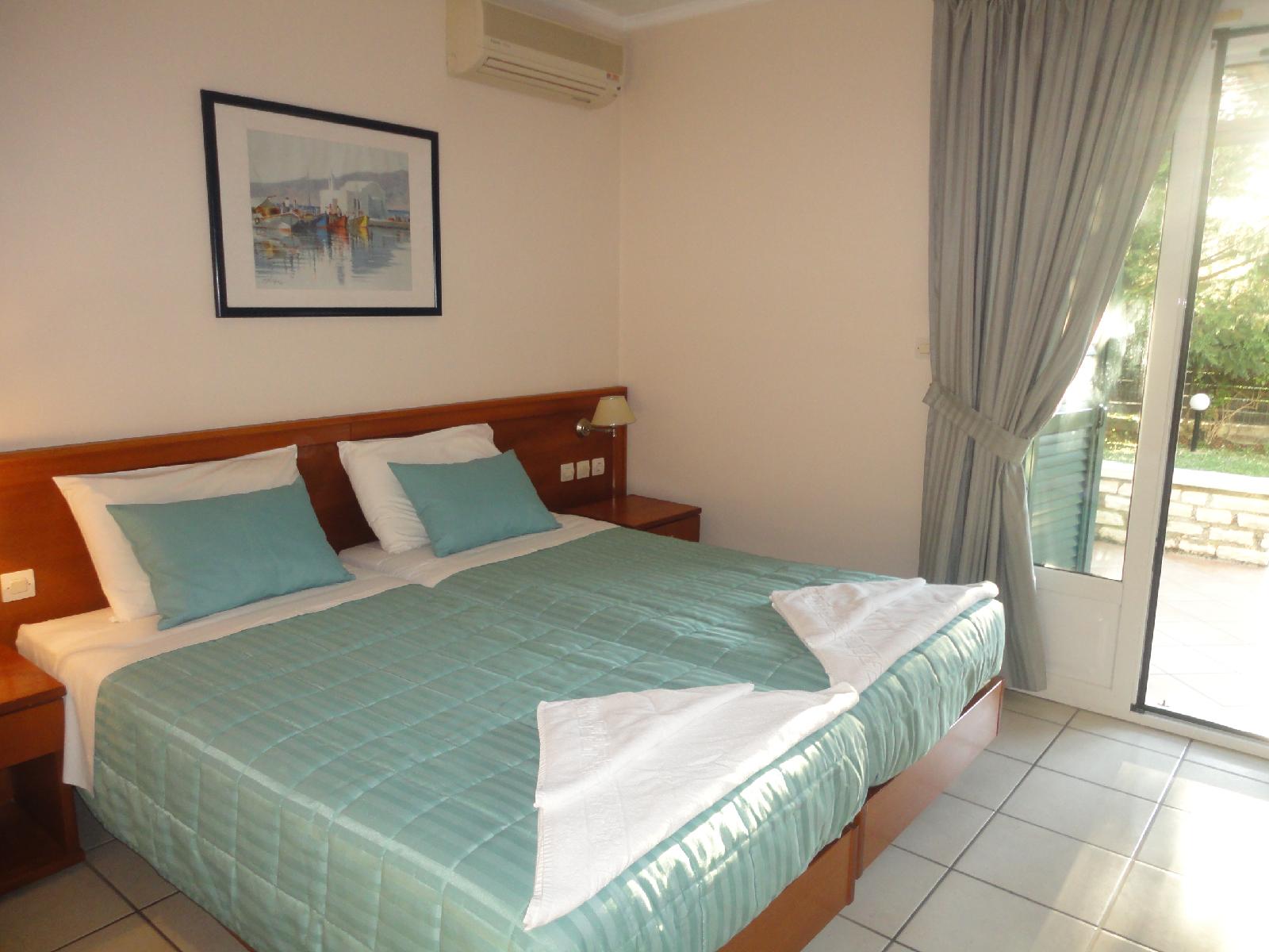 Ostria Apartments