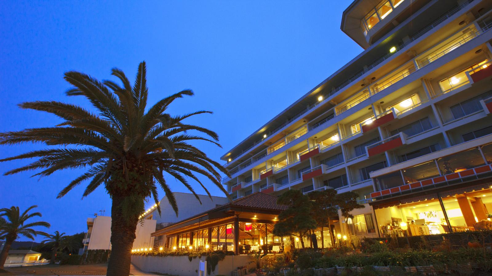 Kamogawa Grand Hotel