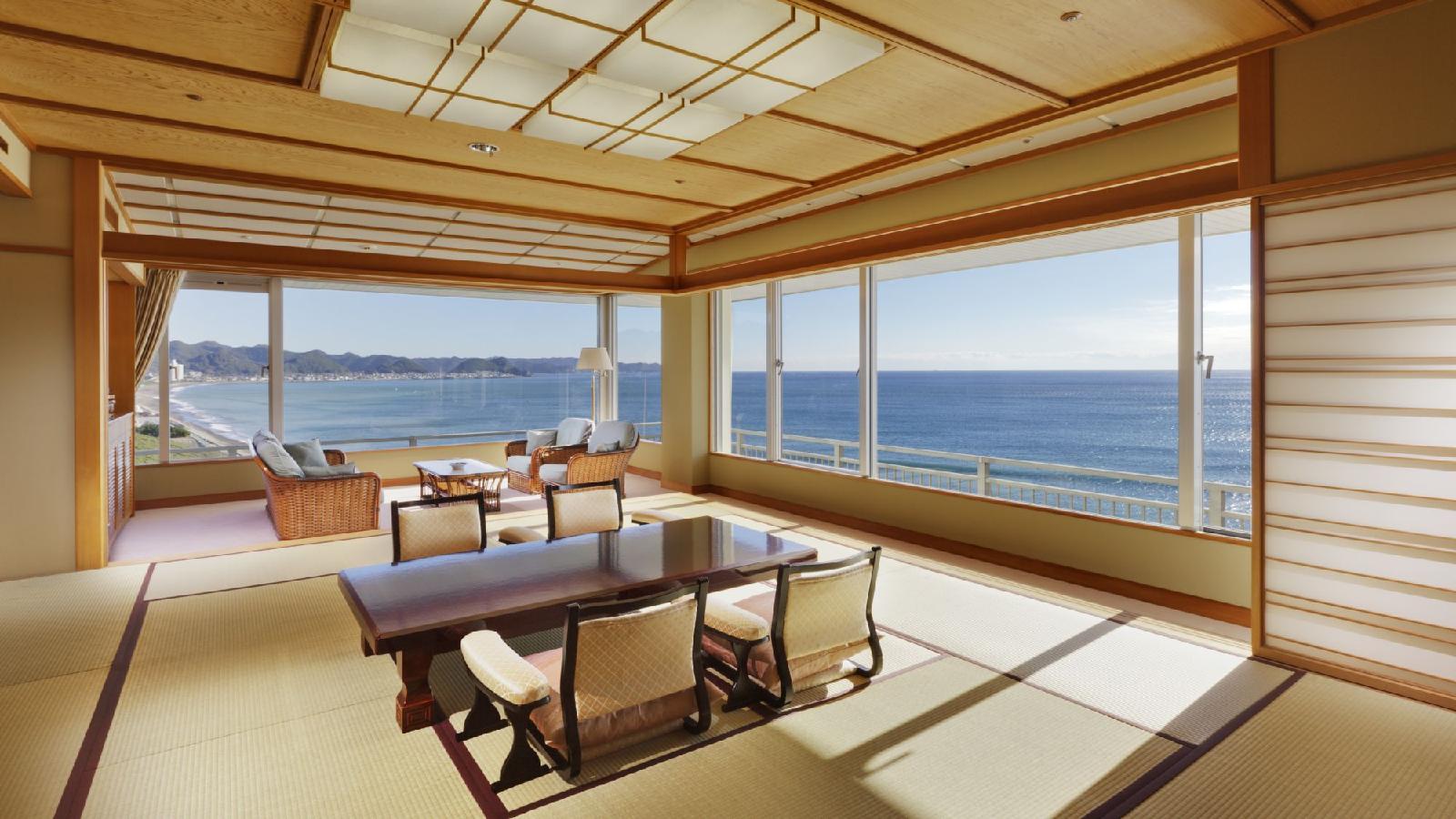 Kamogawa Grand Hotel