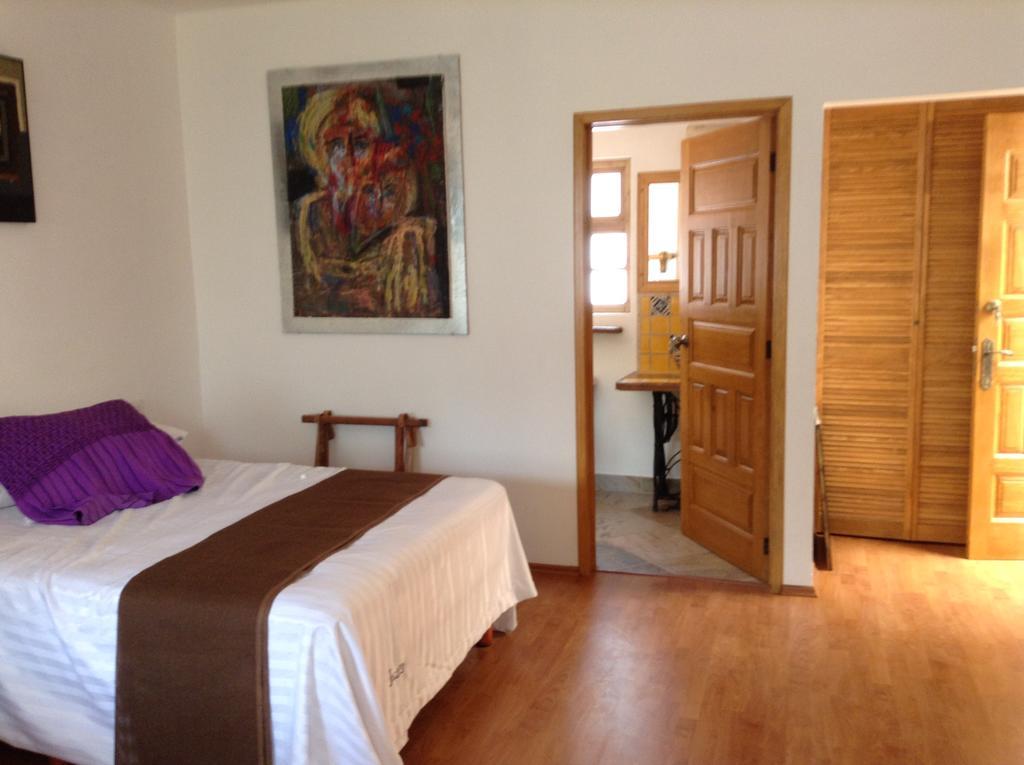 Casa Jacinta Guest House
