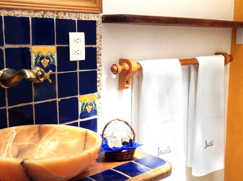 Casa Jacinta Guest House