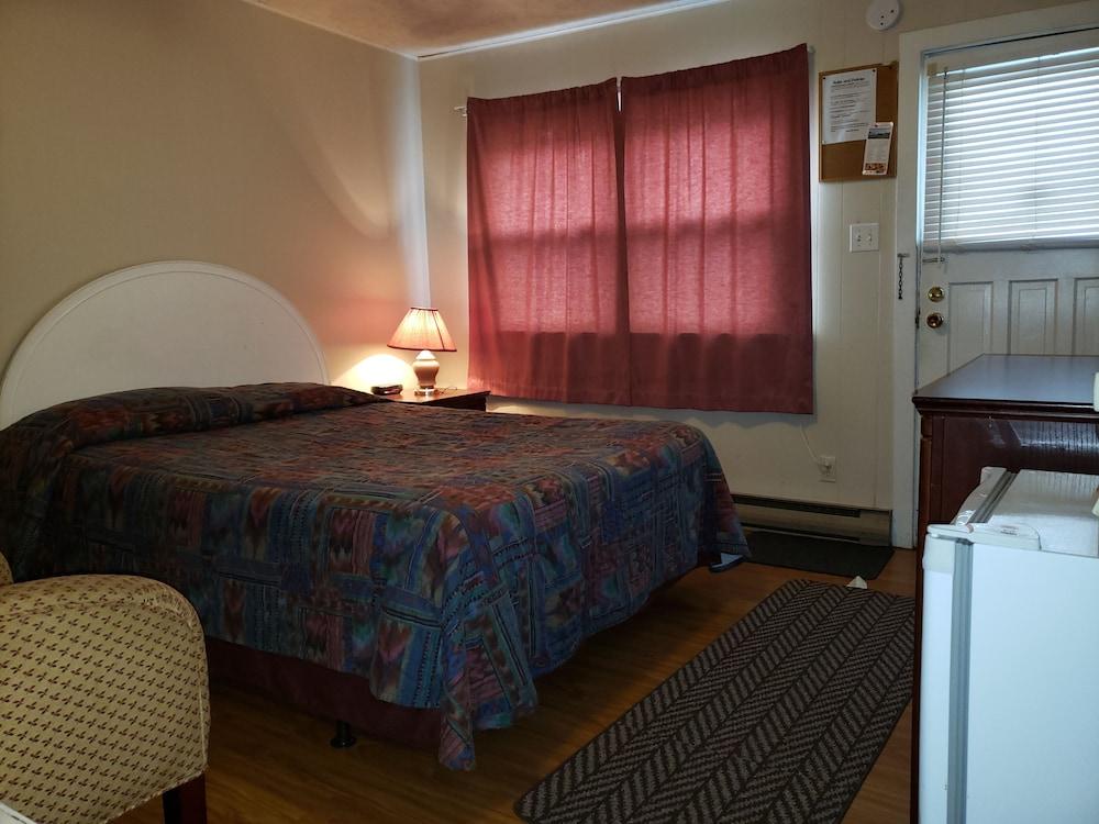Cookes Motel