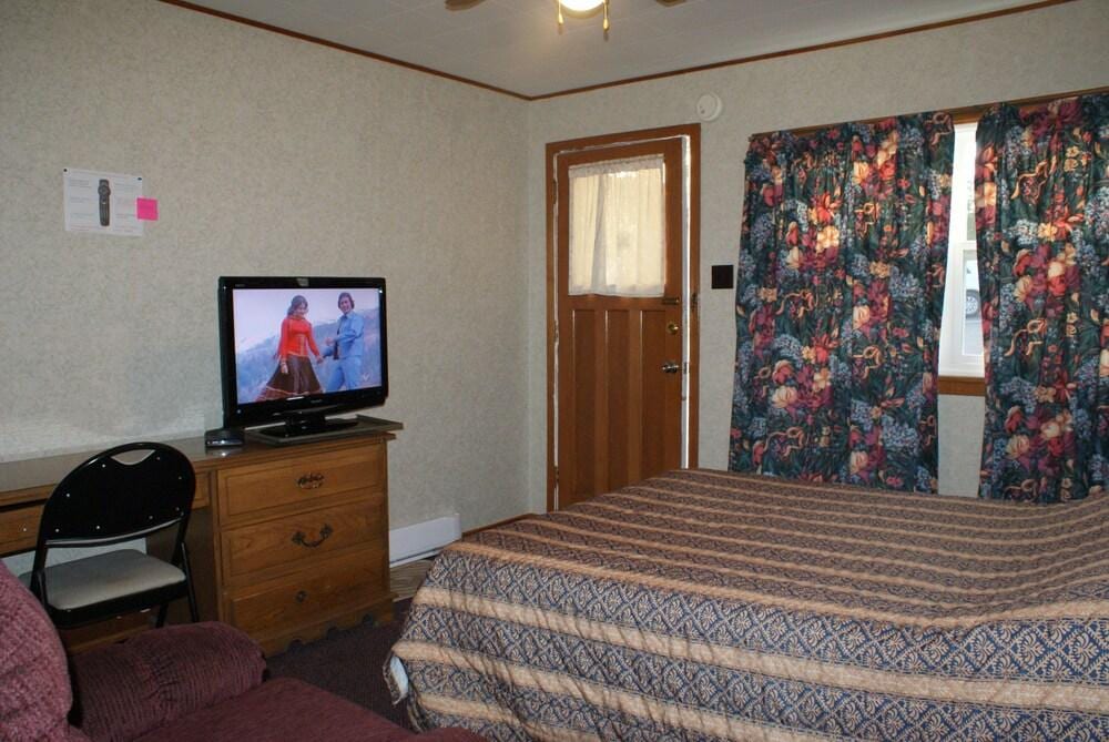 Cookes Motel