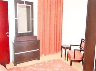 Adam Plaza Hotel