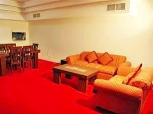 Adam Plaza Hotel