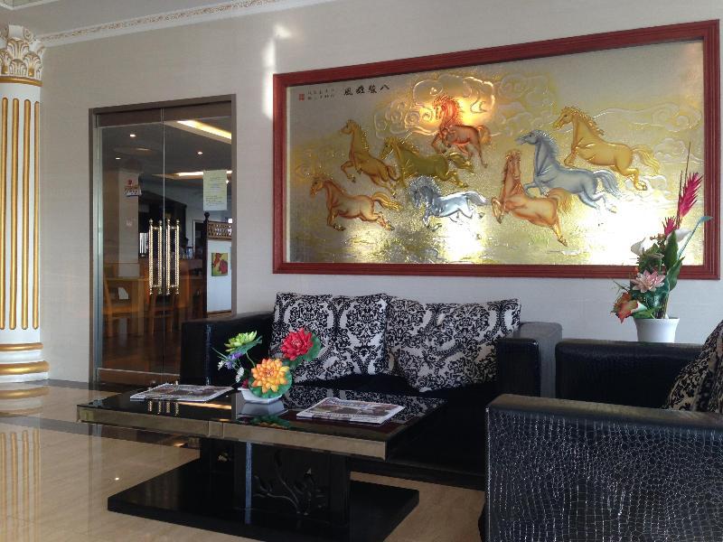 Grand Hoyah Hotel
