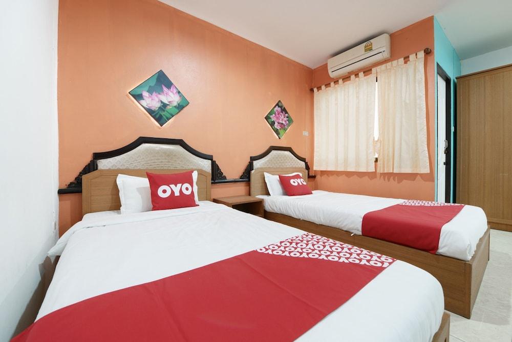 Inter Place by OYO Rooms