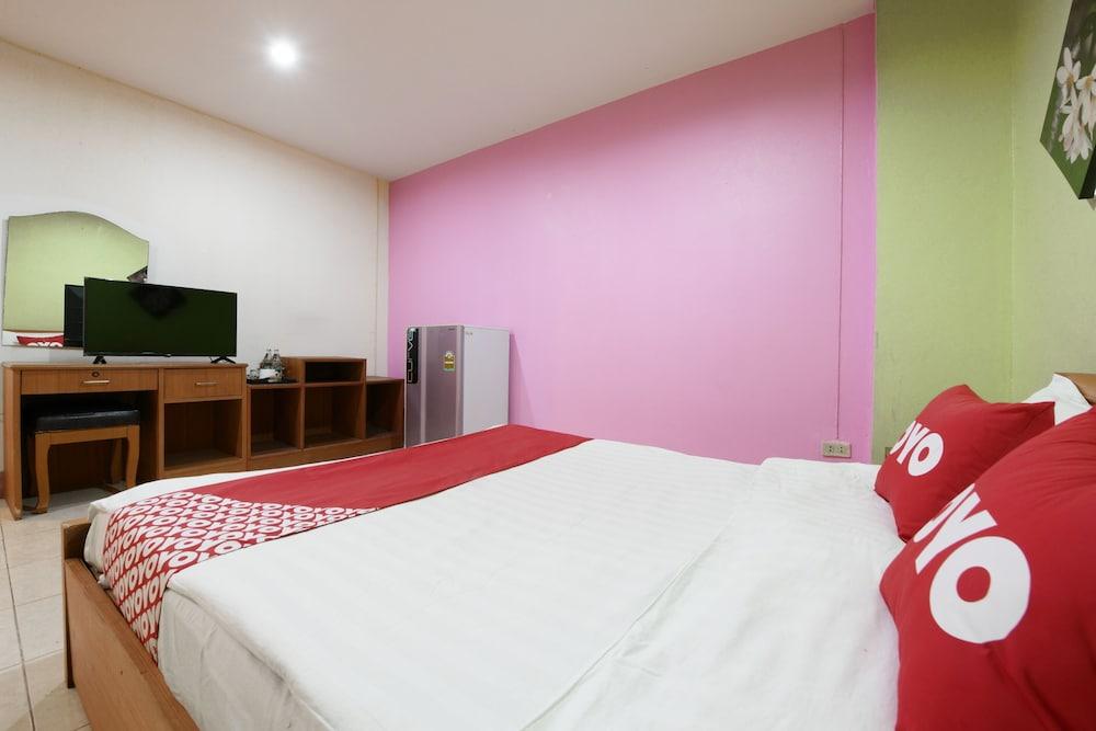 Inter Place by OYO Rooms
