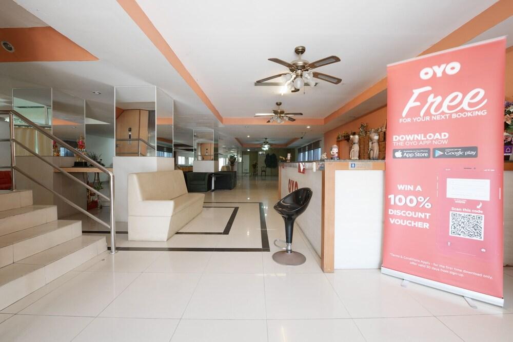 Inter Place by OYO Rooms