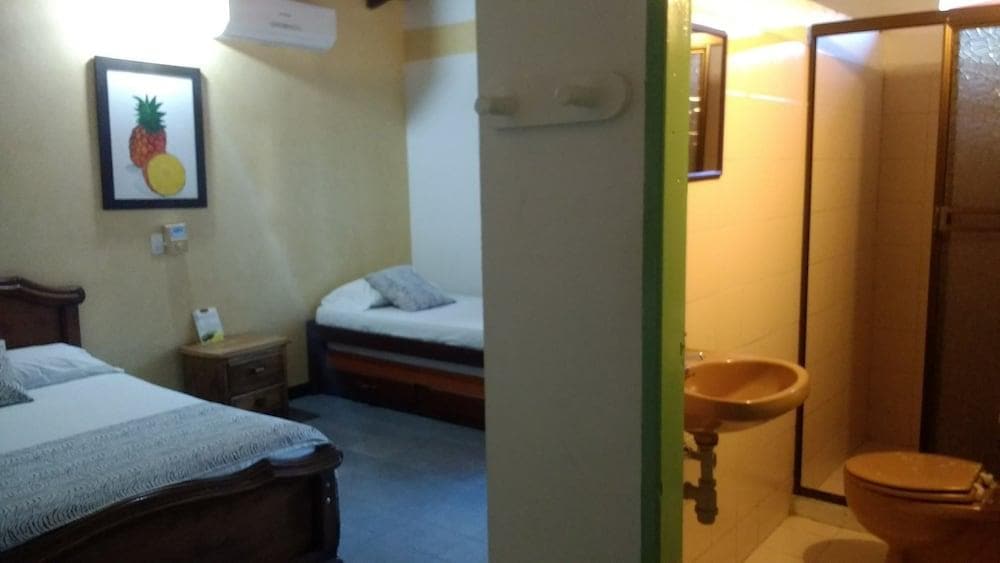 La Casa Amarela Hotel