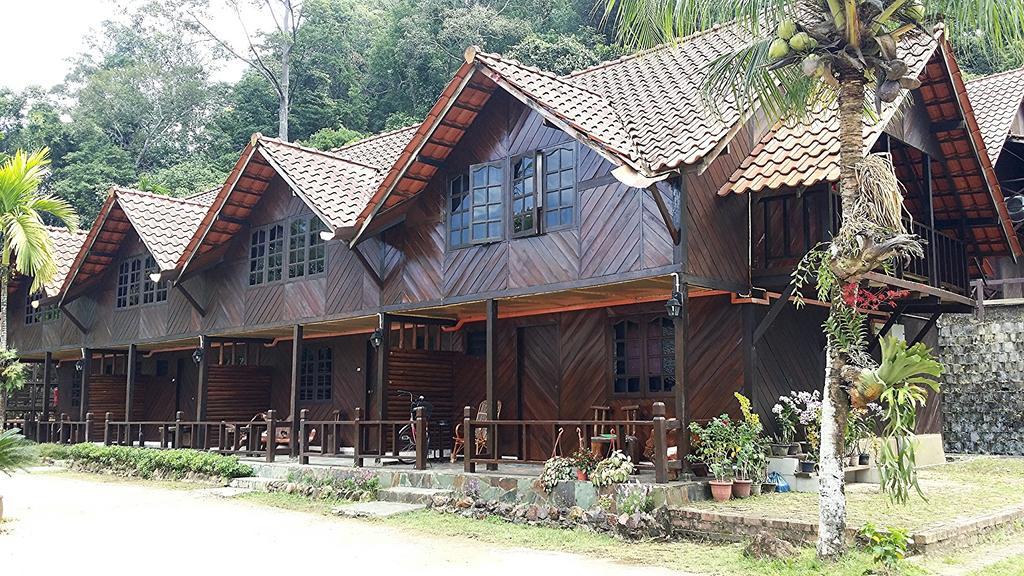 Kota Rainforest Resort