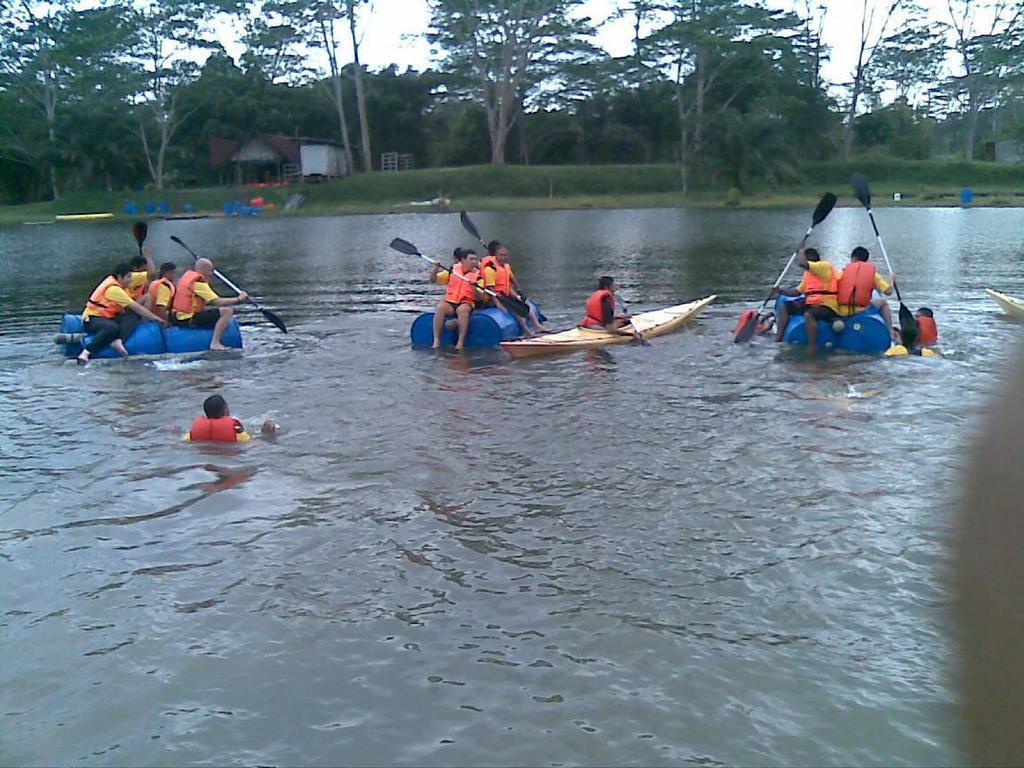 Kota Rainforest Resort