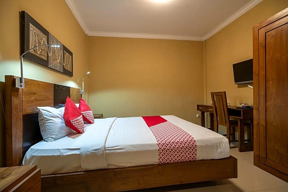 Dante Guest House by OYO